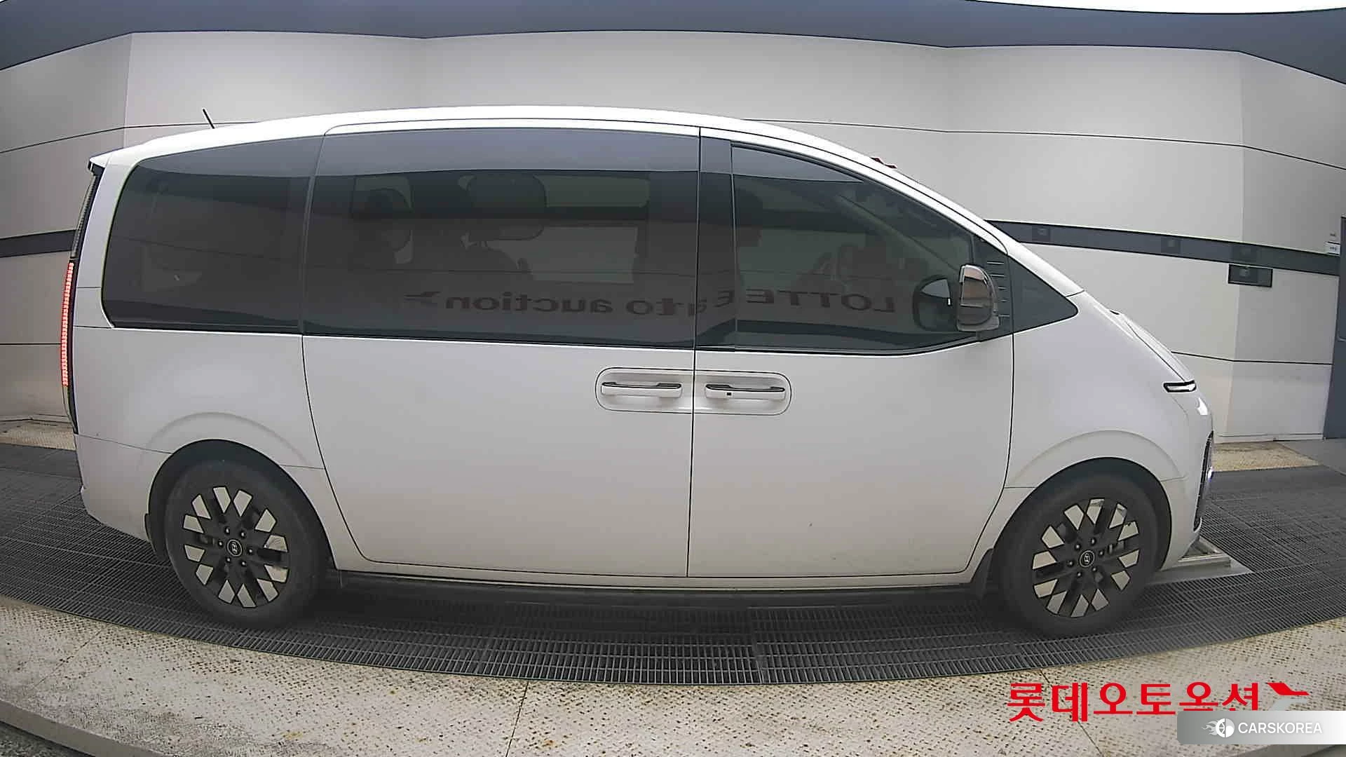 Hyundai Staria Lounge id 4674129 из Кореи 23