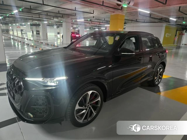 Audi Q5 (80A) 2025 Светло-зеленый из Кореи, фото 3