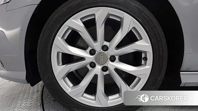 Audi New A6 id 3460218 из Кореи 13