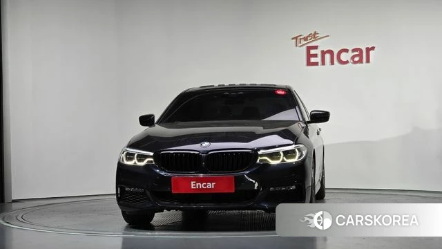 BMW 5 Series (G30) id 4345756 из Кореи 23