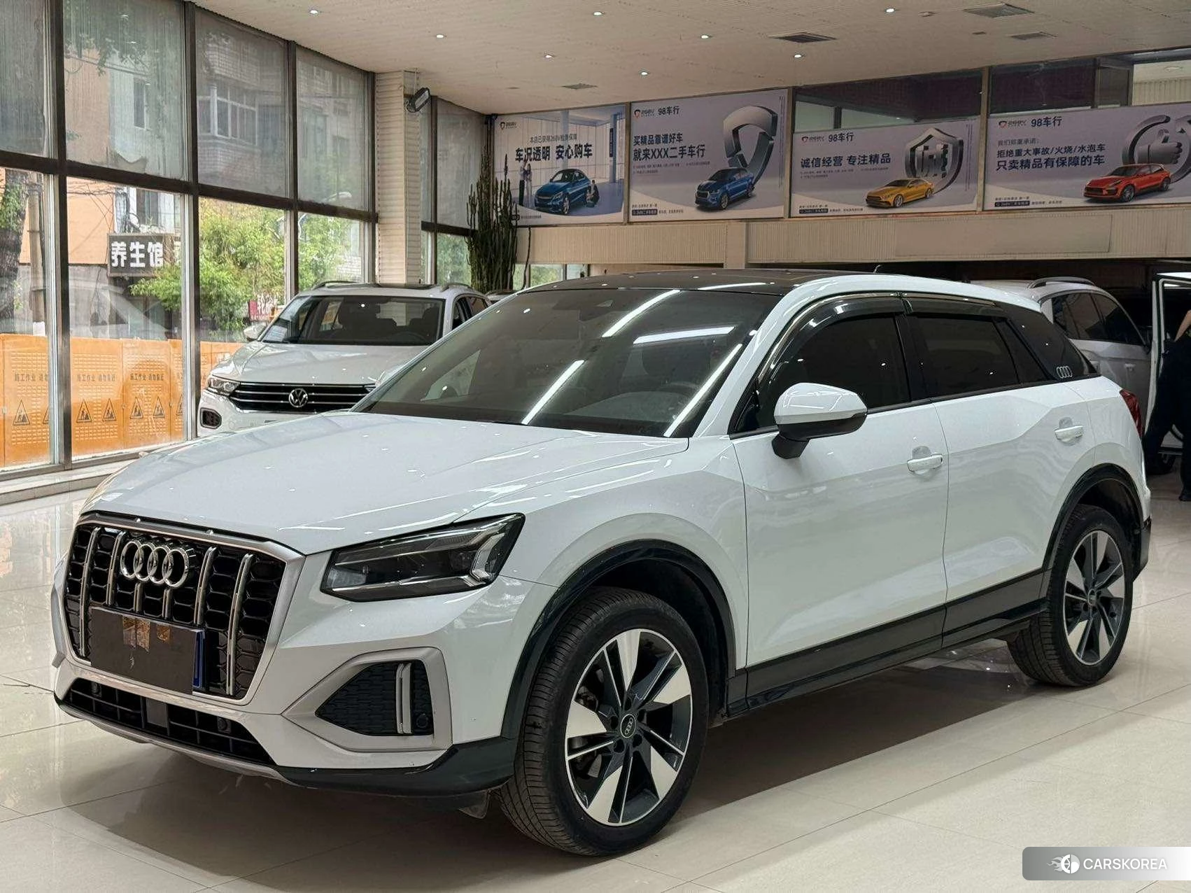 Audi Q2L id 4407283 из Китая 15