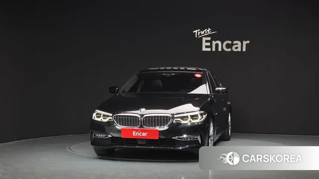 BMW 5 Series (G30) id 3235943 из Кореи 13