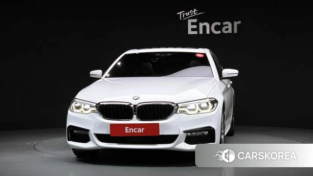 BMW 5 Series (G30) id 3853811 из Кореи 13