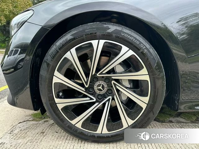 Mercedes-Benz E-class 2024 Черный из Китая, фото 3