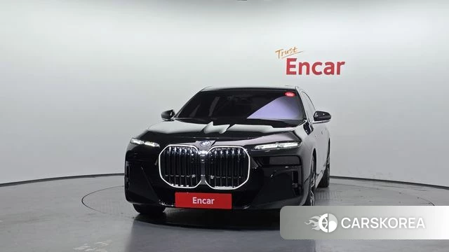 BMW i7 (G70) id 4421511 из Кореи 23