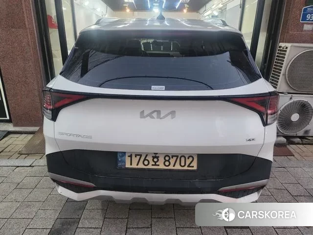 Kia Sportage 5th Generation 2023 Белый из Кореи, фото 3