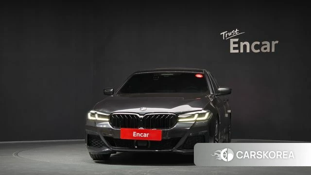 BMW 5 Series (G30) id 4293775 из Кореи 23