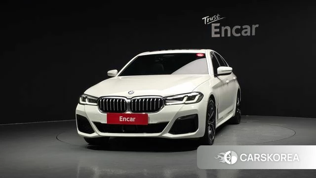 BMW 5 Series (G30) id 4641468 из Кореи 13