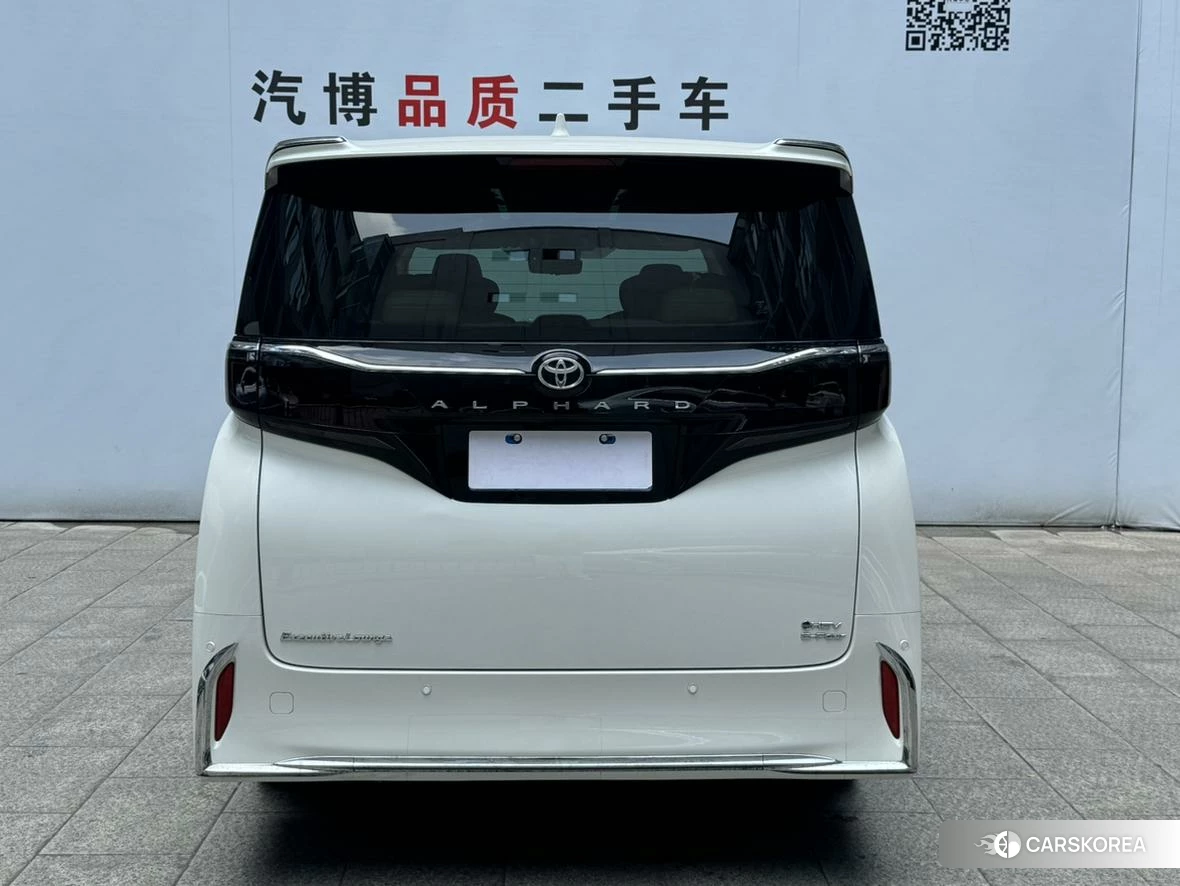 Toyota Elfa 2022 Белый из Китая, фото 3