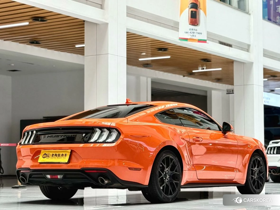 Ford Mustang 2020 Оранжевый из Китая, фото 3
