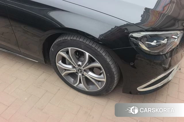 Mercedes-Benz E-class id 4299569 из Китая 10
