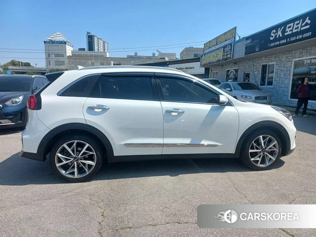 Kia The New Niro id 4355591 из Кореи 13