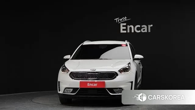 Kia Niro id 3709332 из Кореи 13