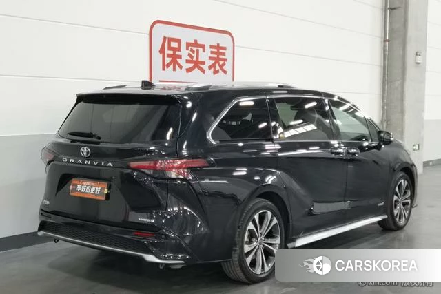 Toyota Grevia id 4272869 из Китая 17
