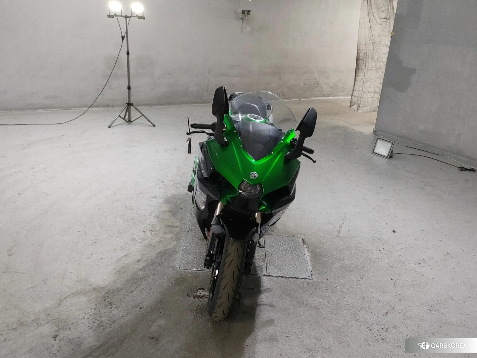 Проданный Kawasaki NINJA H2 SX 2024 из Японии, фото 5