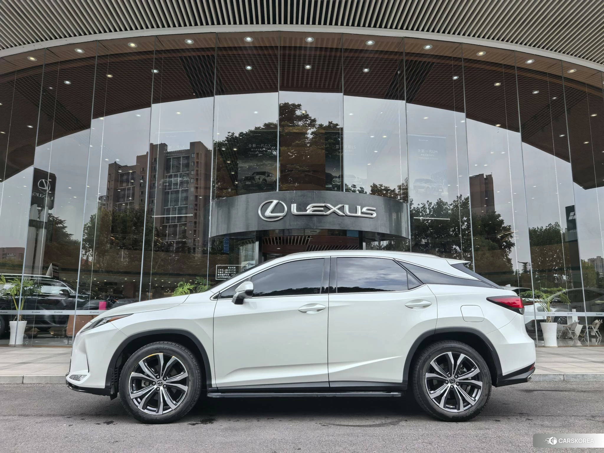 Lexus RX id 4461975 из Китая 12
