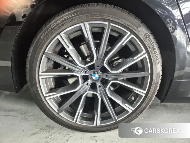 BMW 7 Series (G11) 2021 Черный из Кореи, фото 3