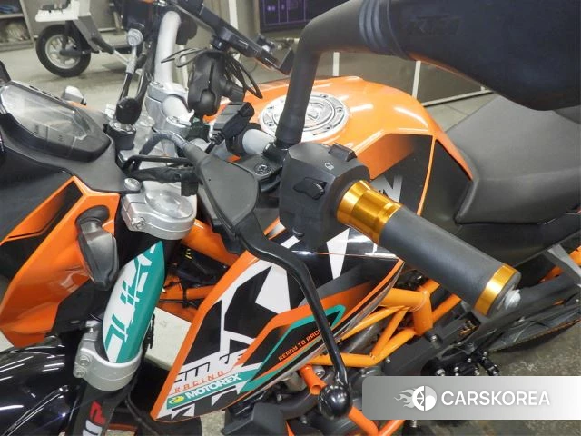 Проданный KTM 390 DUKE id 4006135 из Японии, фото 17