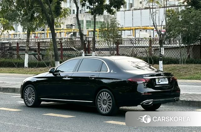 Mercedes-Benz E-class id 4306843 из Китая 9