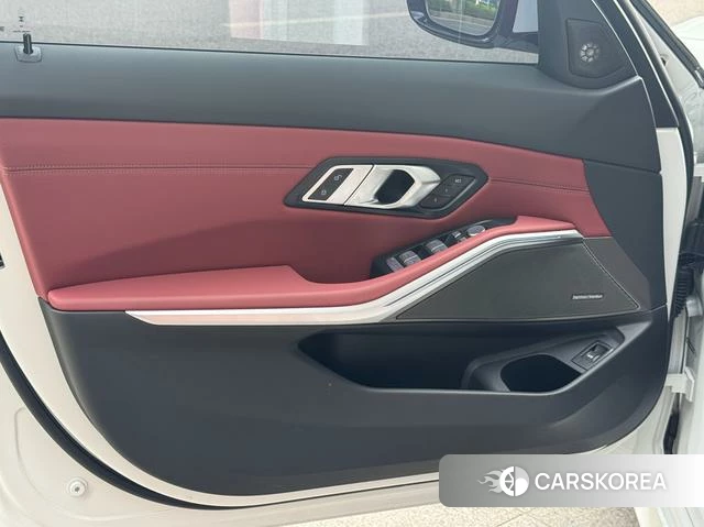 BMW 3 series id 4313323 из Китая 13