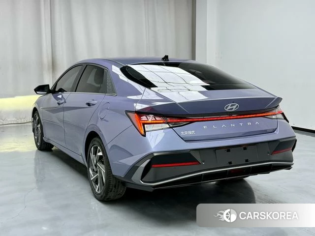Hyundai Elantra id 4291392 из Китая 8