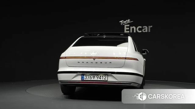 Hyundai Grandeur (GN7) id 4898724 из Кореи 23
