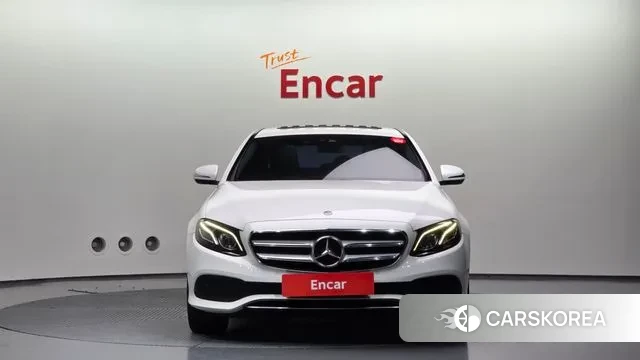 Mercedes-Benz E-Class W213 id 3039384 из Кореи 13