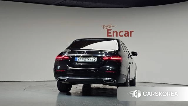 Mercedes-Benz E-Class W213 id 4692140 из Кореи 23