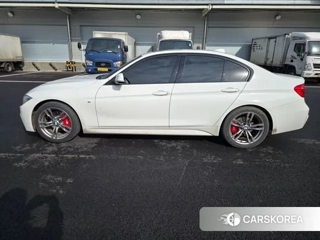 BMW 3 Series (F30) 2018 Белый из Кореи, фото 3