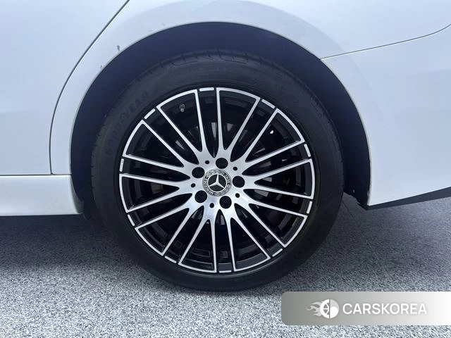 Mercedes-Benz Class C id 4266059 из Китая 13