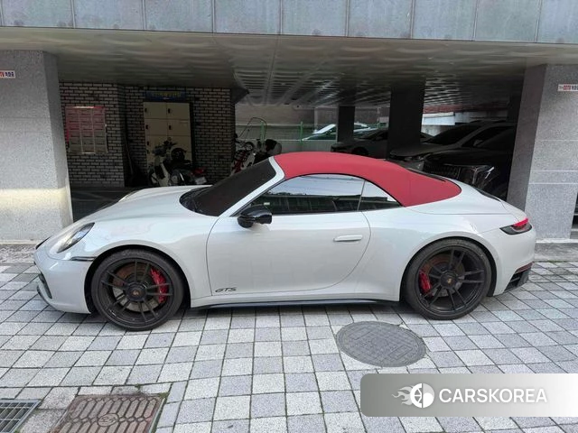 Porsche 911(992) 2022 Светло-серебряный цвет из Кореи, фото 6