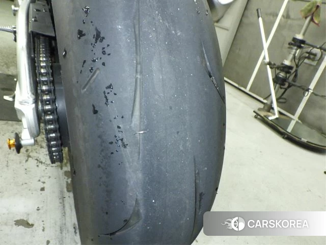 Yamaha YZF-R1M id 4229299 из Японии 23