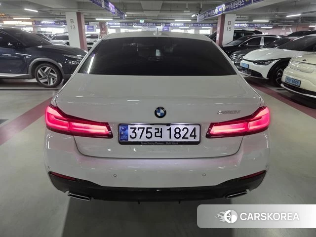 BMW 5 Series (G30) id 4401321 из Кореи 13