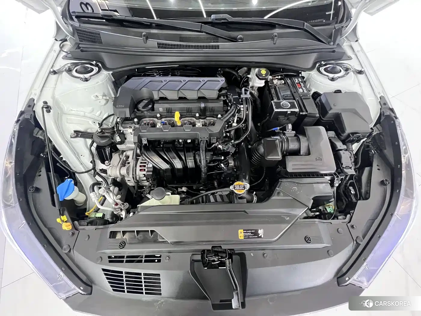 Hyundai Elantra id 4617113 из Китая 14