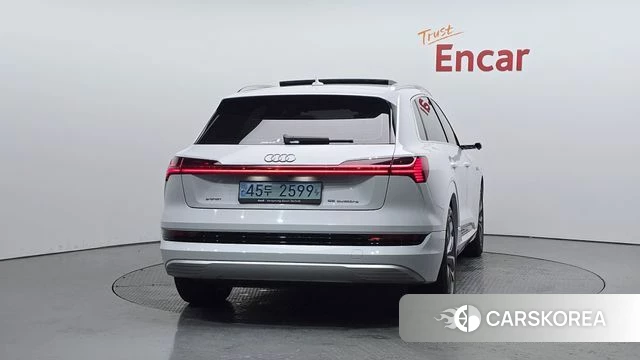 Audi e-Tron id 4401988 из Кореи 23