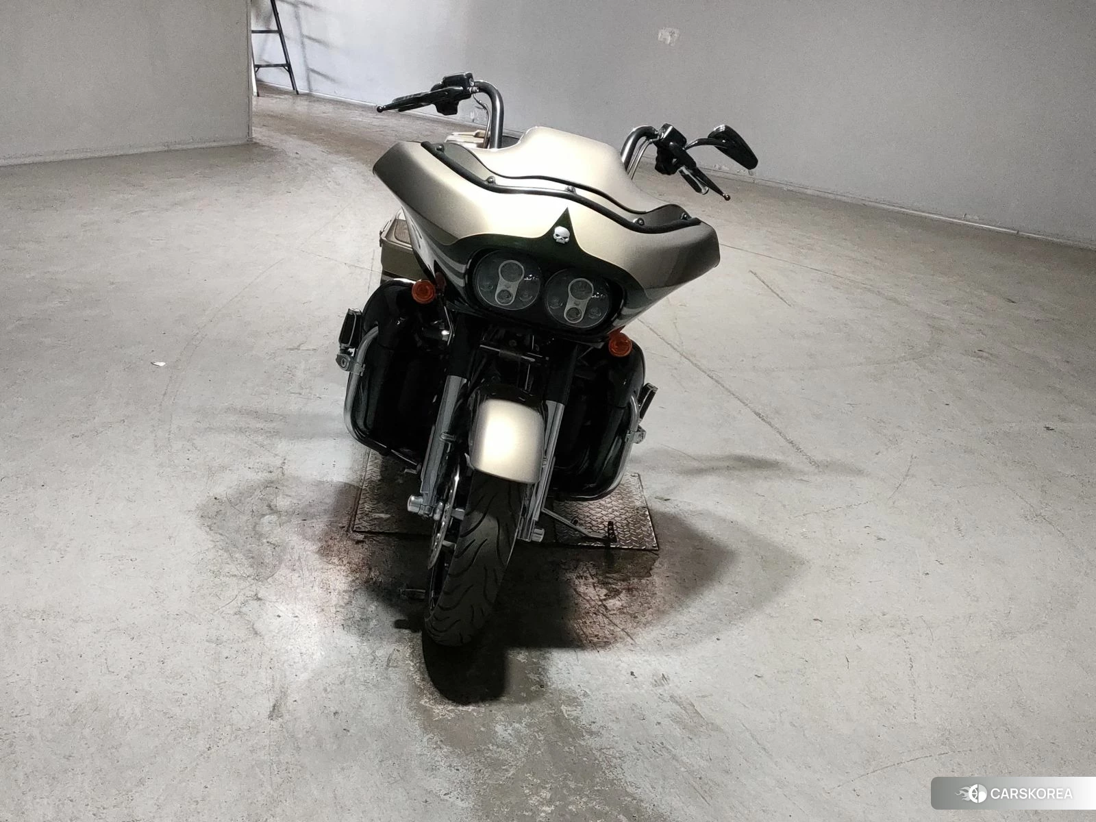 Проданный Harley-Davidson Road Glide FLTRXSE1800 CVO 2013 из Японии, фото 3