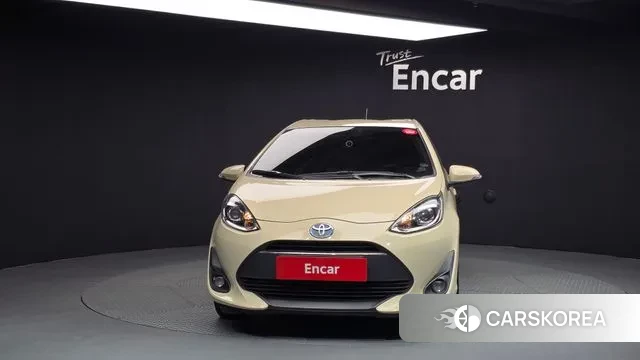 Toyota Prius C id 3515255 из Кореи 13