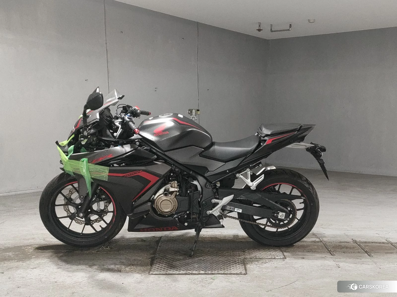 Проданный Honda CBR400R id 4193002 из Японии, фото 3