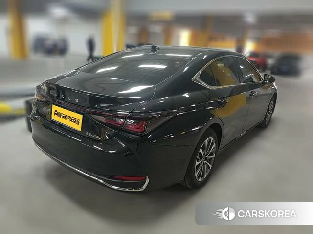 Lexus ES 2026 Черный из Китая, фото 3