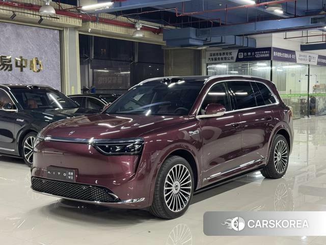 AITO Ask the world M8 2026 Красный из Китая, фото 4