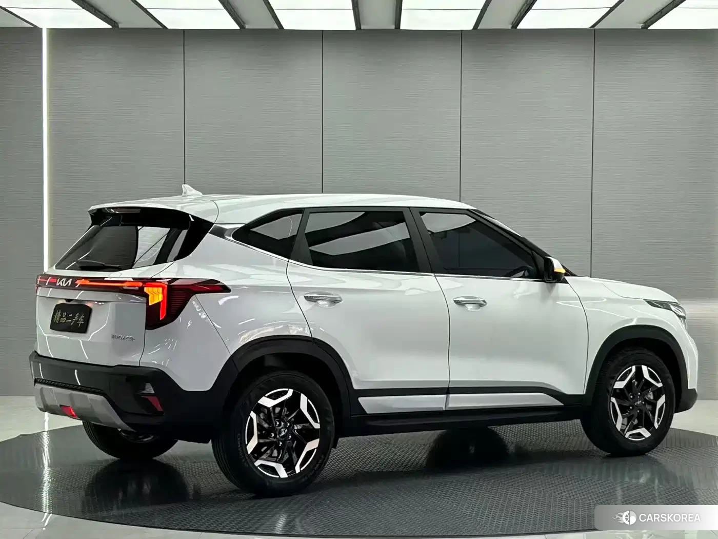 Kia Seltos id 4538643 из Китая 18