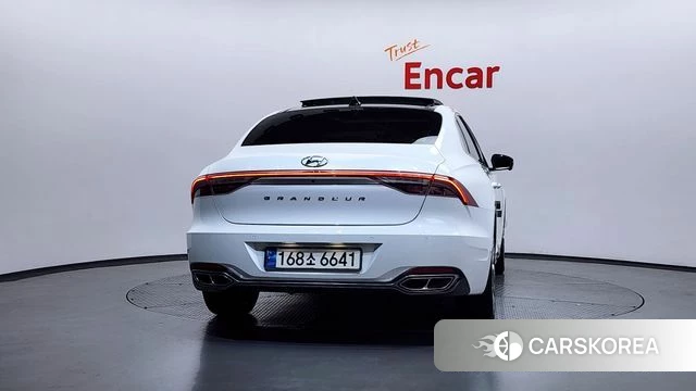 Hyundai The New Grandeur IG id 3885845 из Кореи 13
