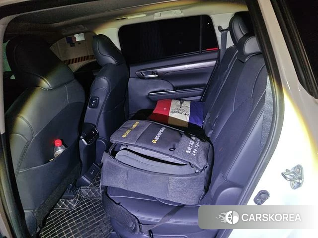 Toyota Highlander id 4394094 из Китая 14