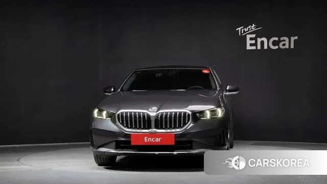 BMW 5 Series (G60) id 3420257 из Кореи 13