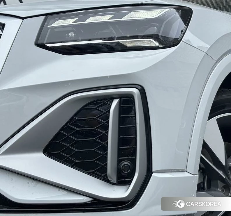 Audi Q2L id 4467879 из Китая 9