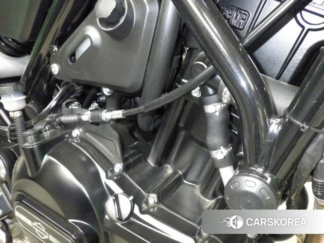 Engine photo