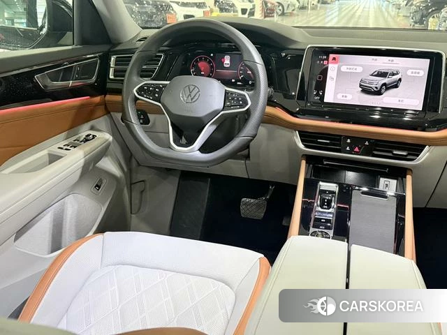 Volkswagen Tourang id 4290632 из Китая 12