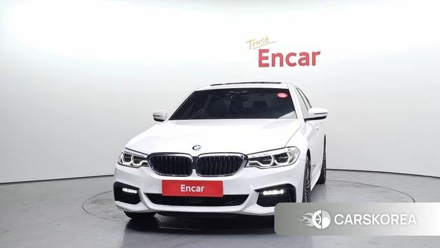 BMW 5 Series (G30) id 3834271 из Кореи 13