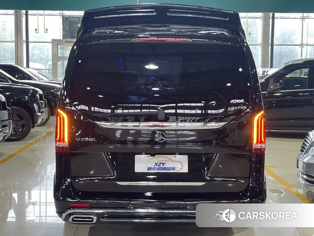 Mercedes-Benz V-class id 4264912 из Китая 23