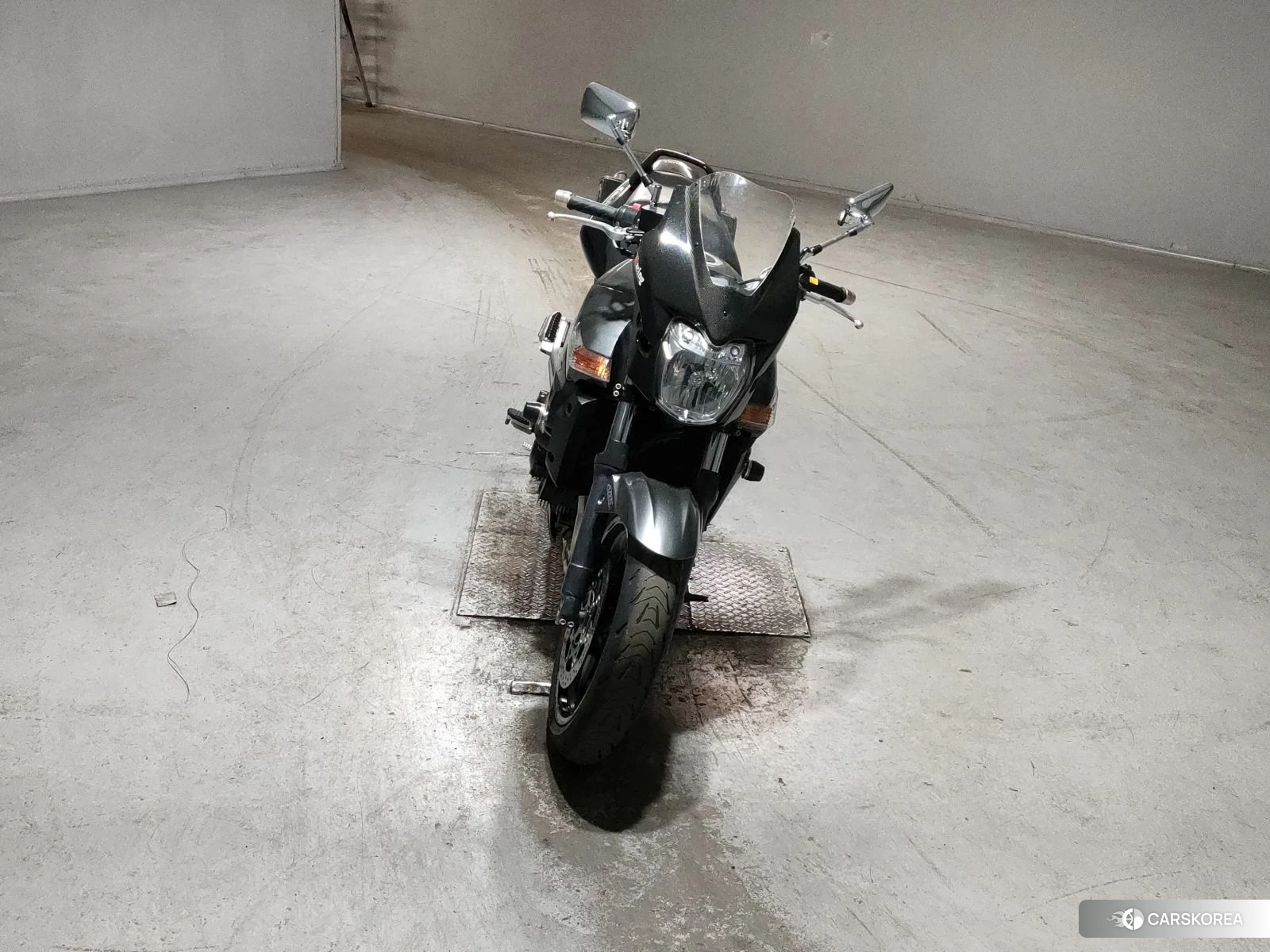 Проданный Suzuki GSR400 2010 из Японии, фото 2